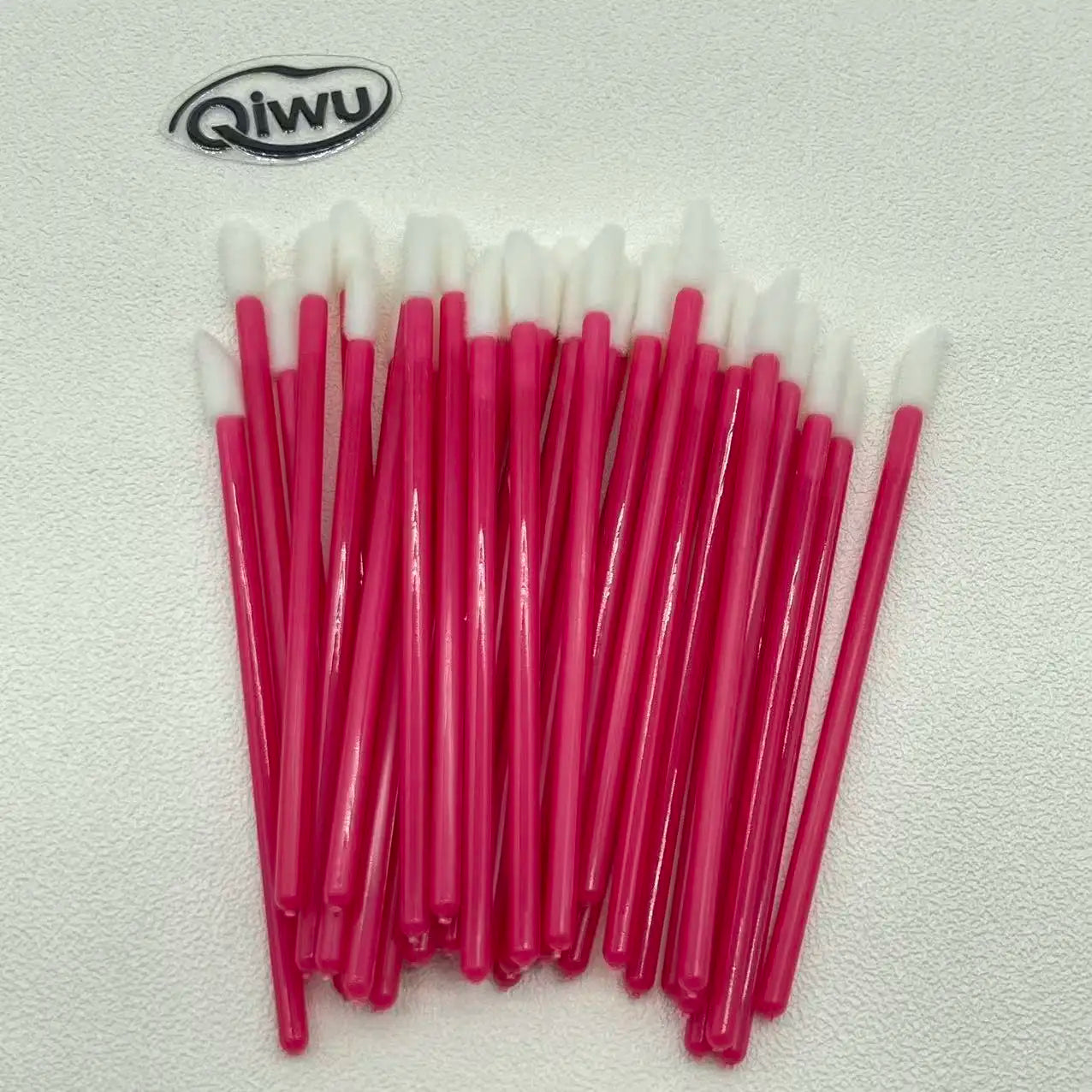 300pcs Lip Brush Brush Eyelash Lipstick Brush Lip Gloss Applicator Wands Makeup Beauty Tool Wands Applicators Disposable Lip