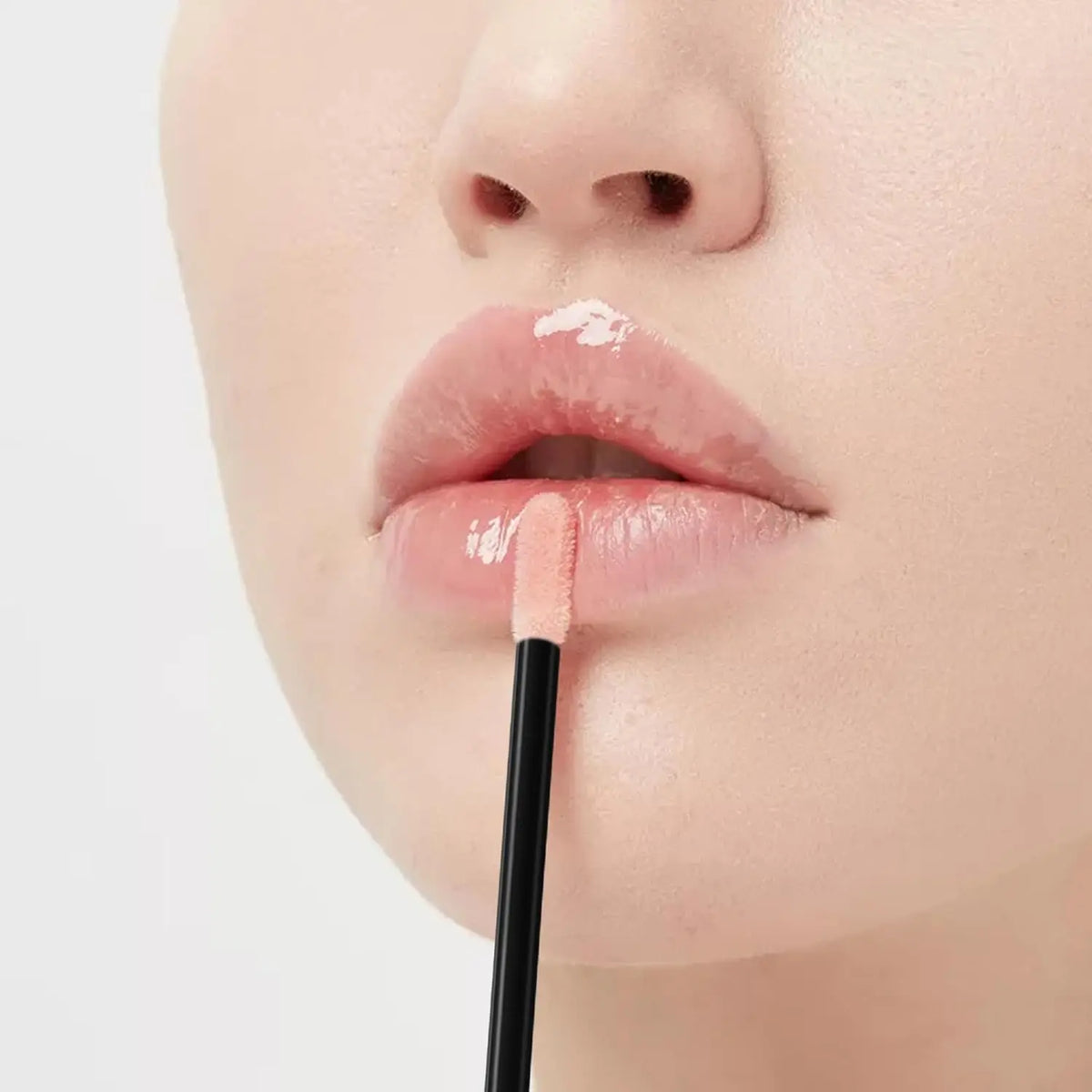 700Pcs Lip Wands Applicators Lip Brushes for Lipstick Lip Gloss Testers Lint Free Applicator Makeup Beauty Tools for Women